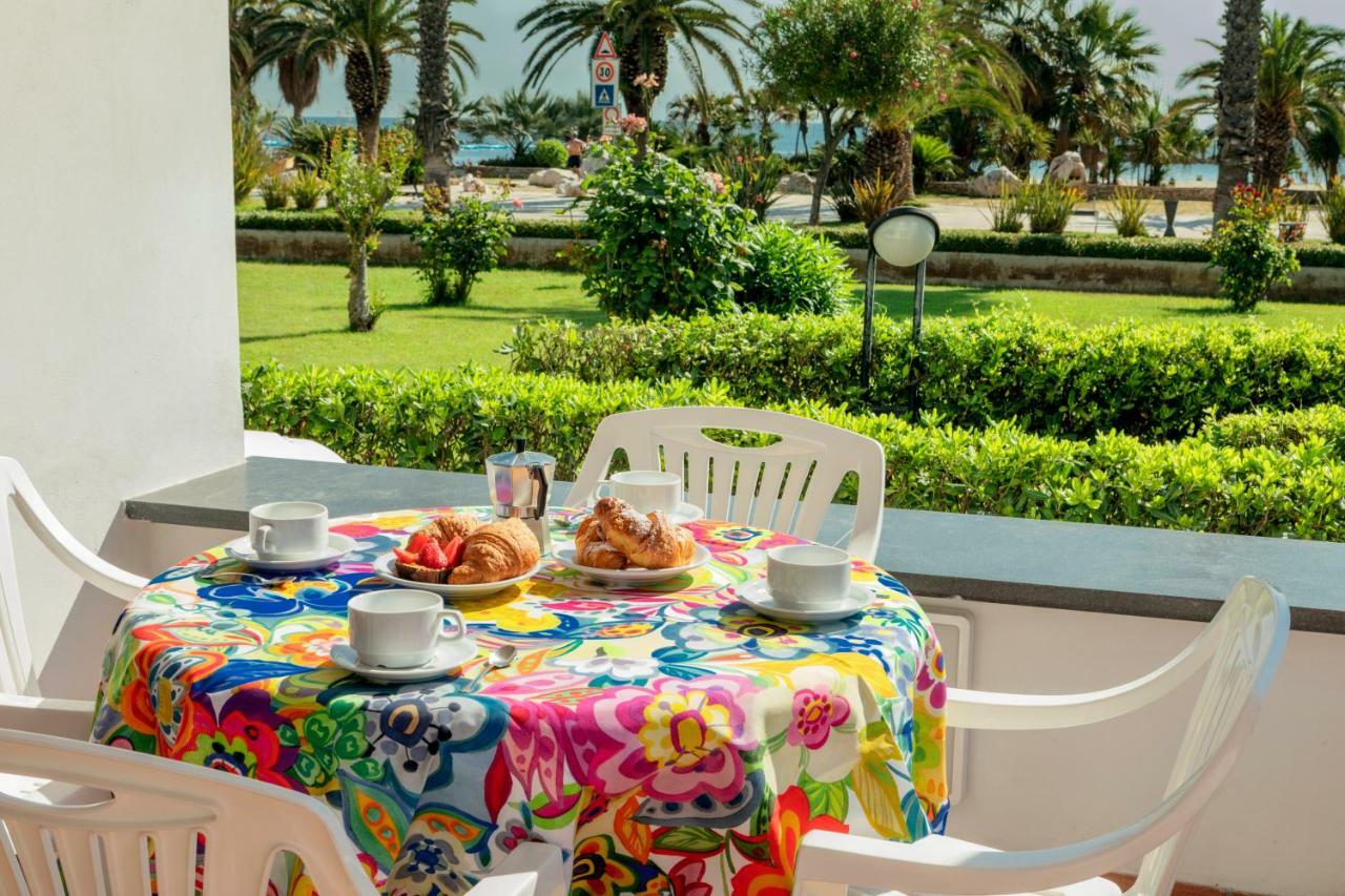Residence Elle San Benedetto del Tronto Bagian luar foto