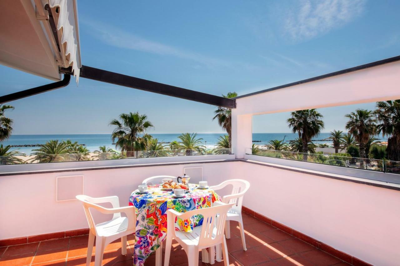 Residence Elle San Benedetto del Tronto Bagian luar foto